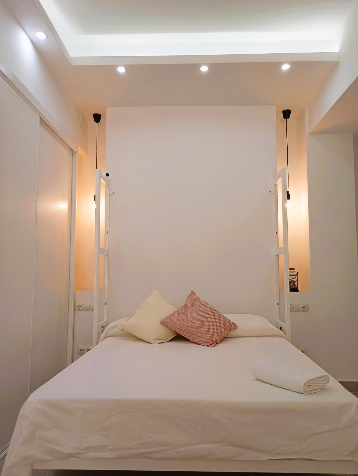 Moderno Apartamento En La Luz Малага Экстерьер фото